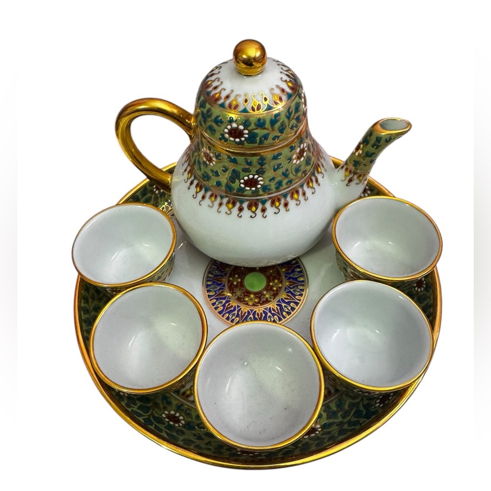 Vintage Hand-Painted Porcelain Tea Set – Gold & Floral Design - Picture 9 of 16